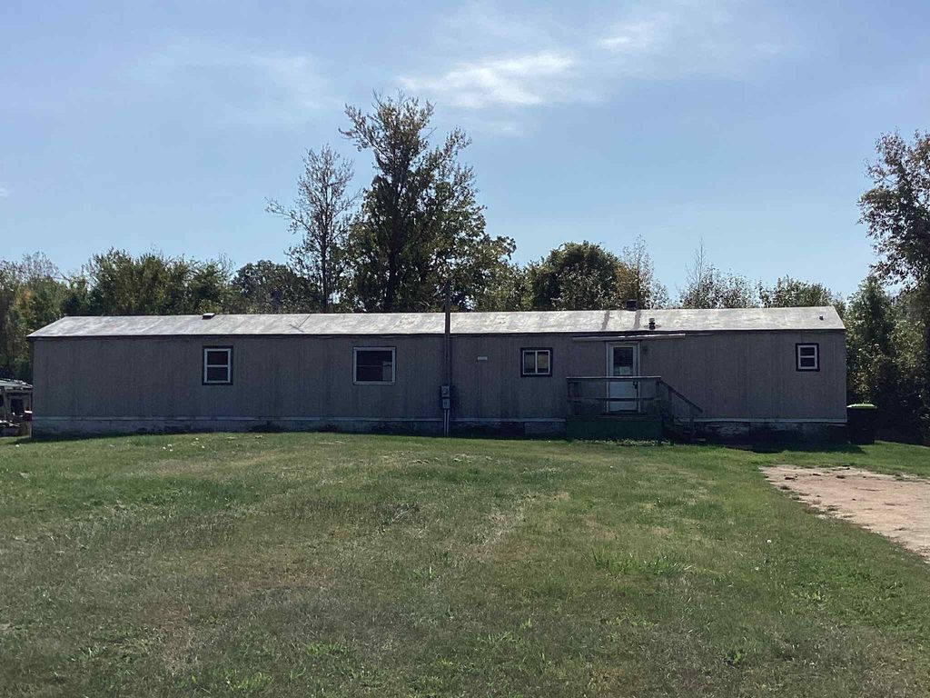 2235 Badger Roads, Beaverton, MI 48612