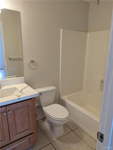 401 S 49th Street S 2, Mcallen, TX 78501