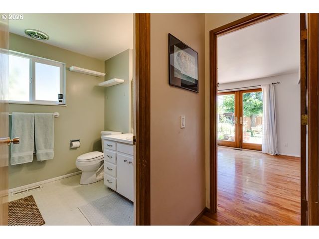 4355 PEARL St, Eugene, OR 97405