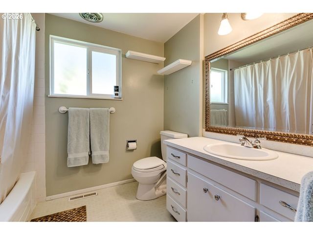 4355 PEARL St, Eugene, OR 97405
