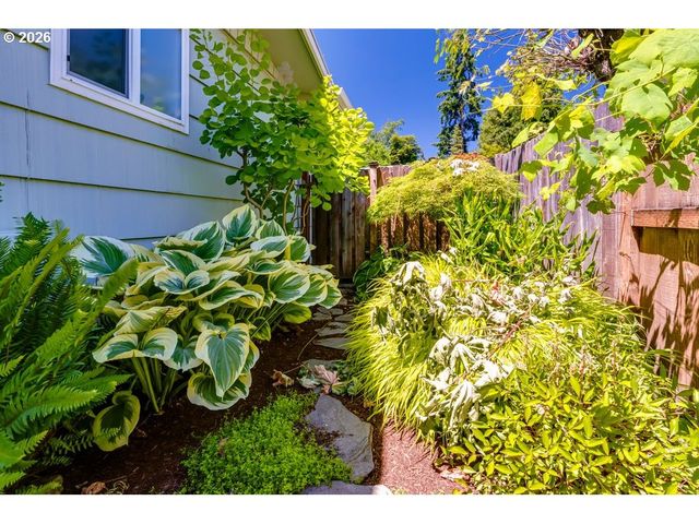 4355 PEARL St, Eugene, OR 97405