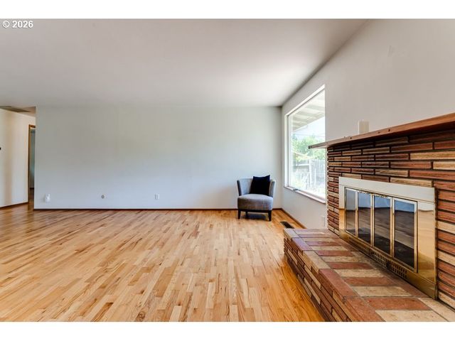 4355 PEARL St, Eugene, OR 97405