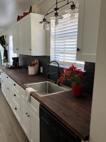 408 E Harriet, Alpine, TX 79830