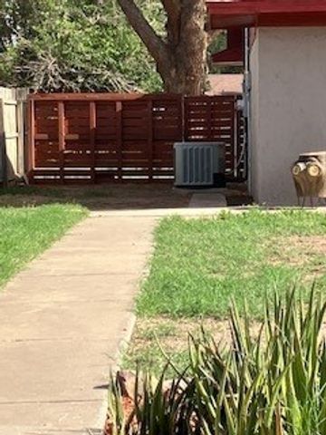 408 E Harriet, Alpine, TX 79830