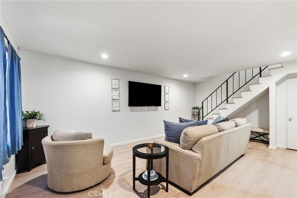 159 S Wilmington F, Compton, CA 90220