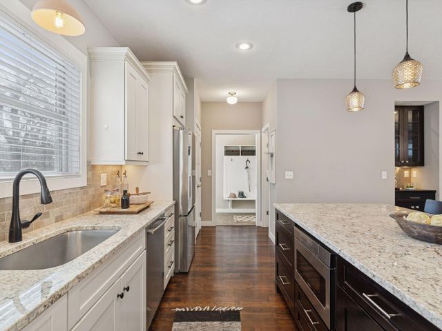 192 Wheeler Street S, Saint Paul, MN 55105