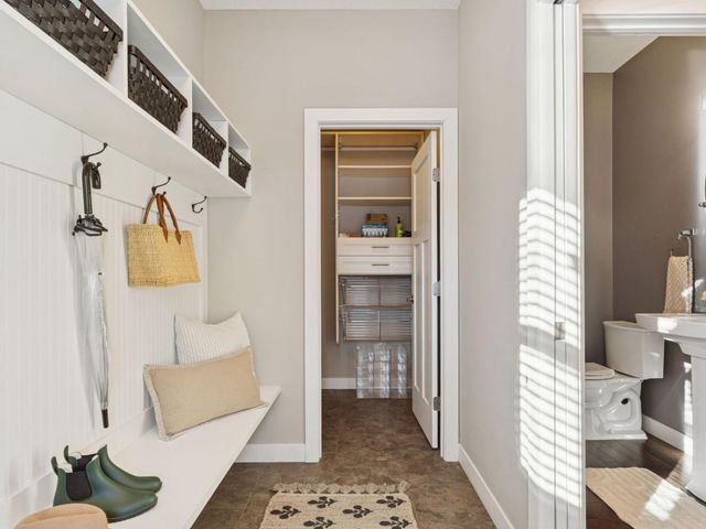 192 Wheeler Street S, Saint Paul, MN 55105