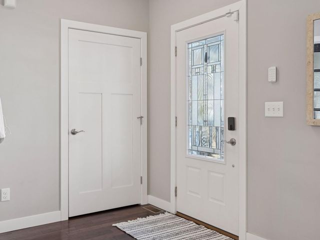 192 Wheeler Street S, Saint Paul, MN 55105