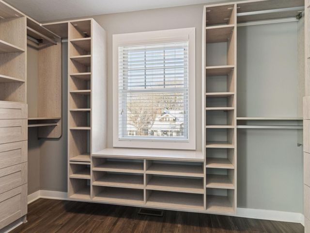 192 Wheeler Street S, Saint Paul, MN 55105