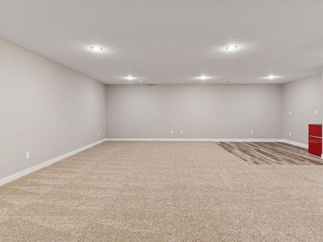 192 Wheeler Street S, Saint Paul, MN 55105