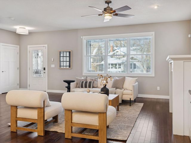 192 Wheeler Street S, Saint Paul, MN 55105