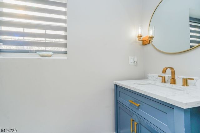 134 Union St, Carteret Boro, NJ 07008