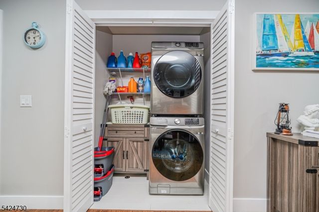 134 Union St, Carteret Boro, NJ 07008