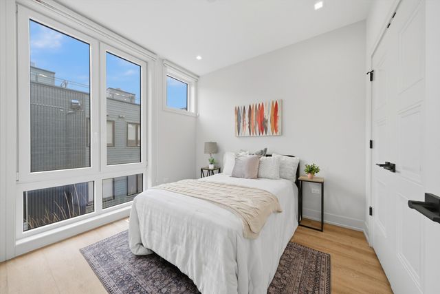 4232 W Belmont Avenue 3, Chicago, IL 60641