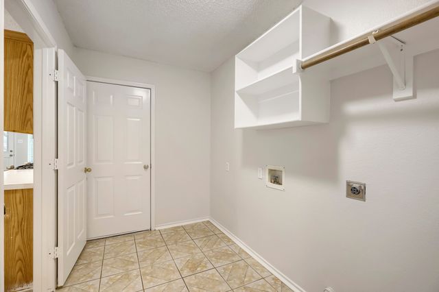 4201 Standridge Drive, The Colony, TX 75056