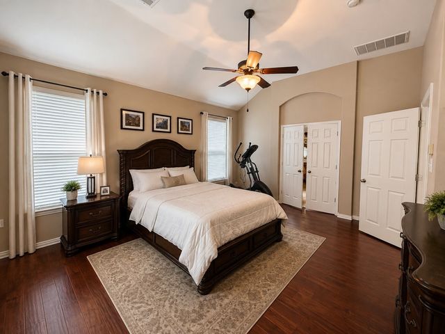 710 Rosewood Drive, Murphy, TX 75094