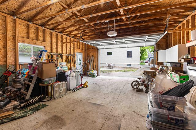 1423 7TH Avenue S, Fargo, ND 58103