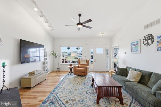214 CORAL CT, Frederica, DE 19946