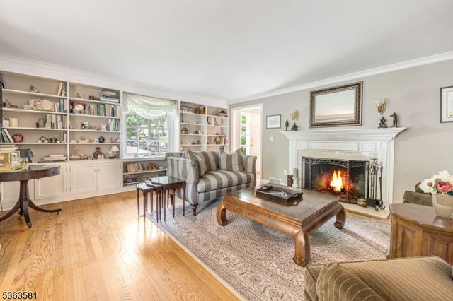 40 Bowers Rd, Caldwell Boro Twp., NJ 07006