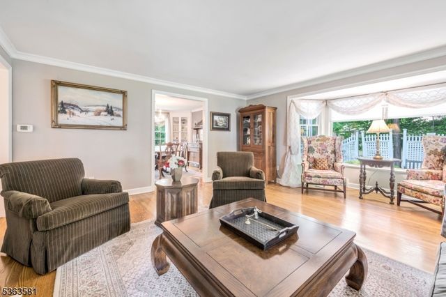 40 Bowers Rd, Caldwell Boro Twp., NJ 07006