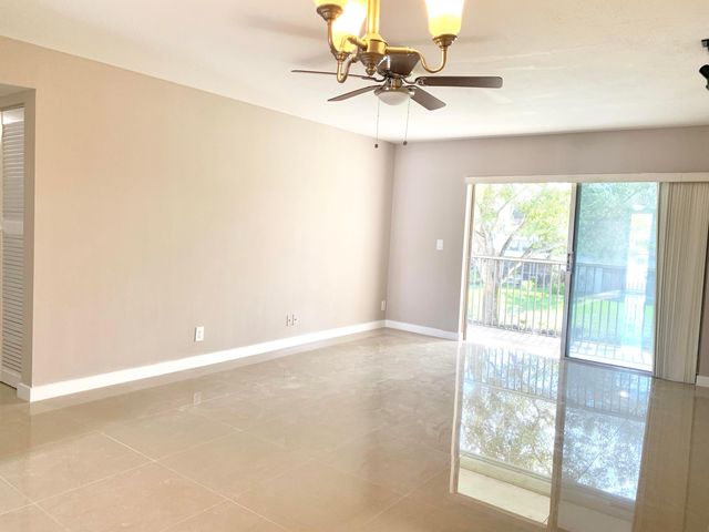 2750 Forest Hills Boulevard 208, Coral Springs, FL 33065