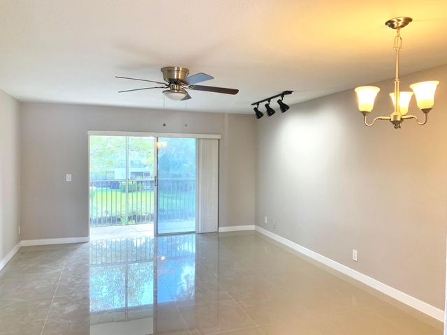 2750 Forest Hills Boulevard 208, Coral Springs, FL 33065