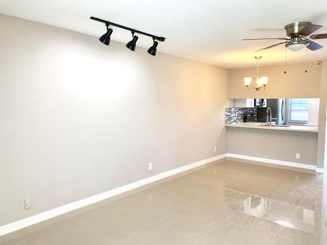 2750 Forest Hills Boulevard 208, Coral Springs, FL 33065