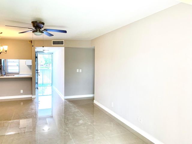 2750 Forest Hills Boulevard 208, Coral Springs, FL 33065
