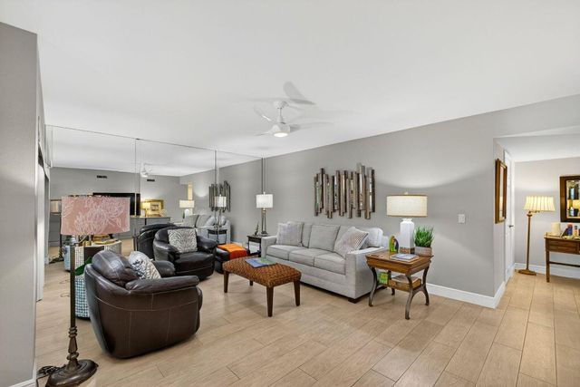 16671 Traders Crossing N 122, Jupiter, FL 33477