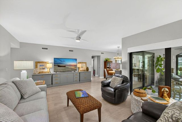 16671 Traders Crossing N 122, Jupiter, FL 33477