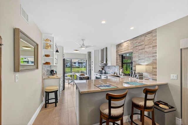 16671 Traders Crossing N 122, Jupiter, FL 33477