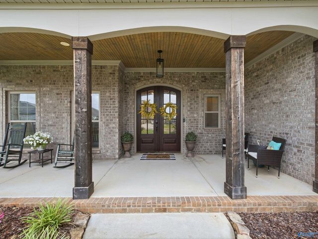 16789 Colton Lane, Athens, AL 35613