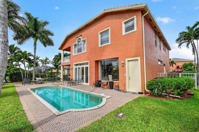 2279 Ridgewood Circle, Royal Palm Beach, FL 33411