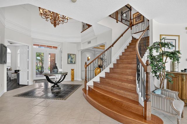 2279 Ridgewood Circle, Royal Palm Beach, FL 33411
