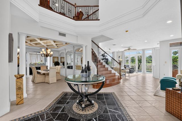 2279 Ridgewood Circle, Royal Palm Beach, FL 33411