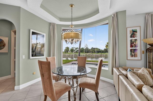 2279 Ridgewood Circle, Royal Palm Beach, FL 33411