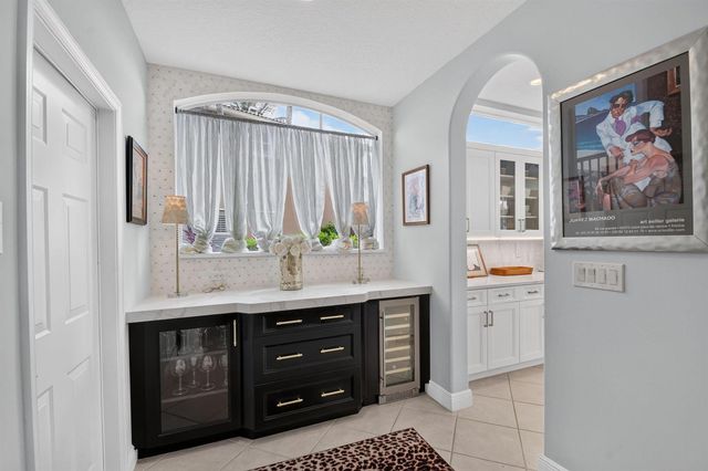 2279 Ridgewood Circle, Royal Palm Beach, FL 33411