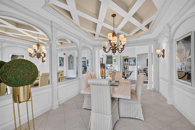 2279 Ridgewood Circle, Royal Palm Beach, FL 33411