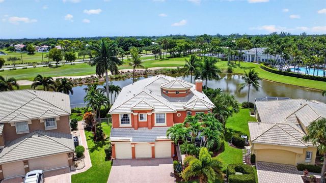 2279 Ridgewood Circle, Royal Palm Beach, FL 33411