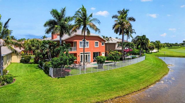 2279 Ridgewood Circle, Royal Palm Beach, FL 33411