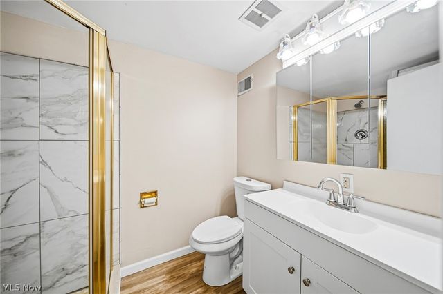 21896 River Oaks Drive C-1, Rocky River, OH 44116