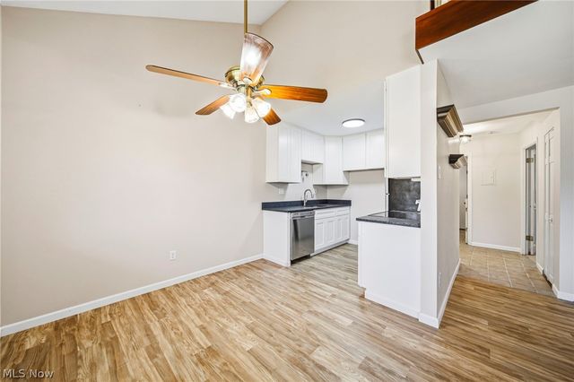 21896 River Oaks Drive C-1, Rocky River, OH 44116