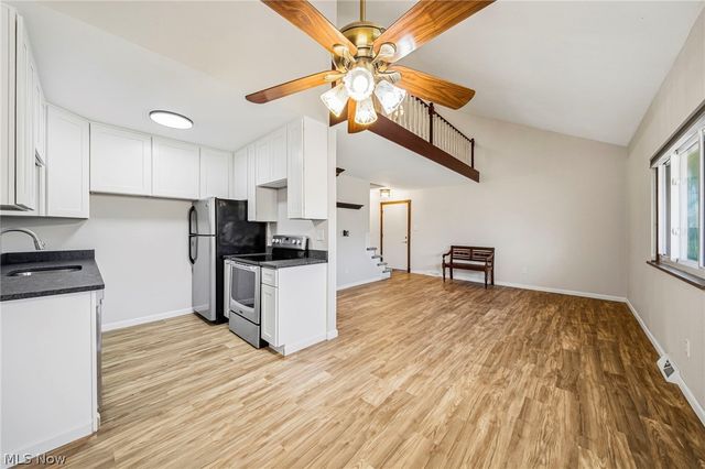 21896 River Oaks Drive C-1, Rocky River, OH 44116