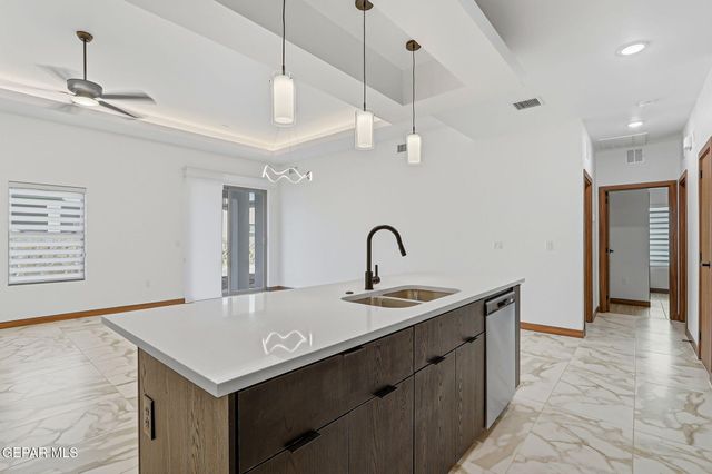 953 Ada Lane, El Paso, TX 79932