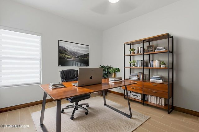 953 Ada Lane, El Paso, TX 79932