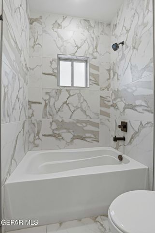 953 Ada Lane, El Paso, TX 79932