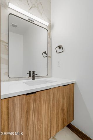 953 Ada Lane, El Paso, TX 79932