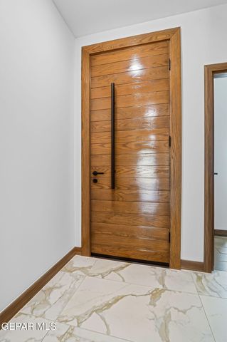 953 Ada Lane, El Paso, TX 79932