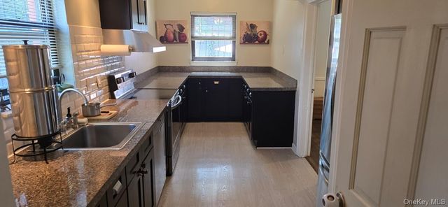 20962 Whitehall Terrace, Queens Village, NY 11427