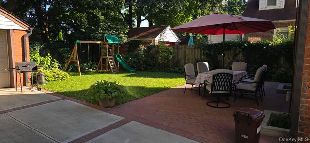 20962 Whitehall Terrace, Queens Village, NY 11427